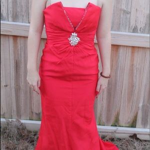 Red prom dress